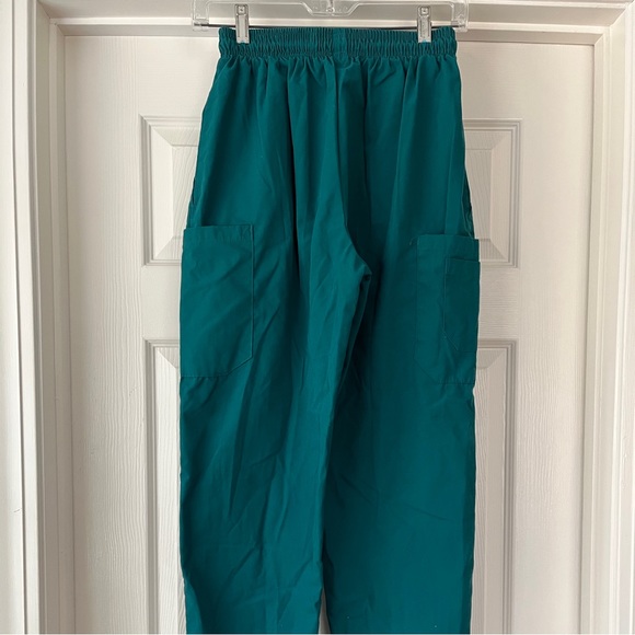 NWT Landau scrubs set, S - Picture 3 of 6